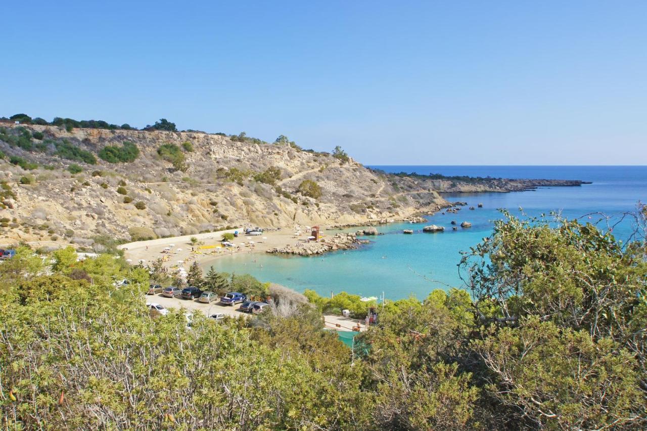 Villa Queen Eleanor Protaras Bagian luar foto